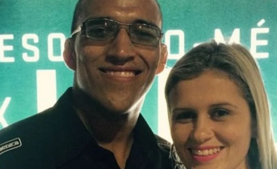 How Talita Roberta Pereira Met Charles Oliveira